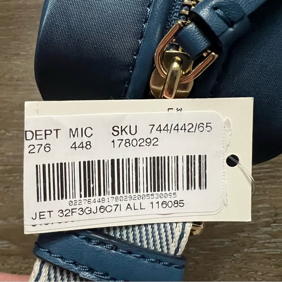 NWT Michael Kors Jet Set Blue Large Nylon Gabardine Crossbody Bag w/ Logo Strap - Picture 15 of 16